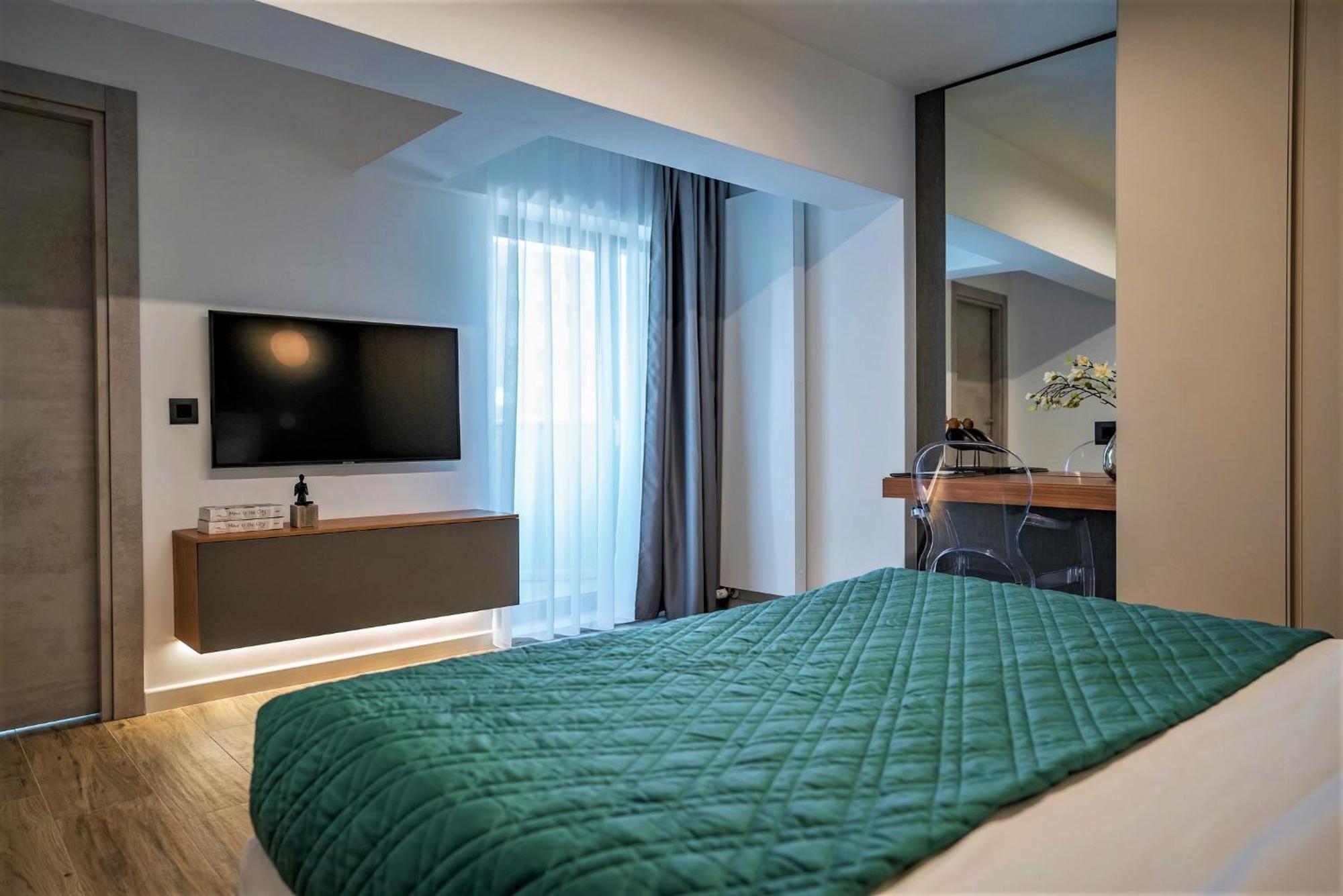 Novos Premium * Bucharest